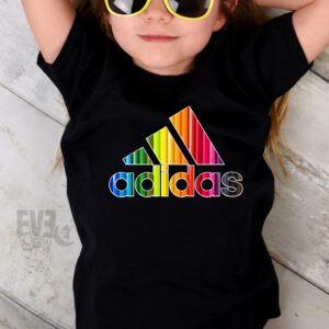 Tricouri Adidas Copii, culoare neagra, cu imprimeu cu creioane colorate in forma logo Adidas