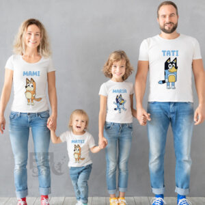 Set de 4 tricouri albe pentru aniversari cu personaje din Bluey si Bingo, personalizate cu nume sau text