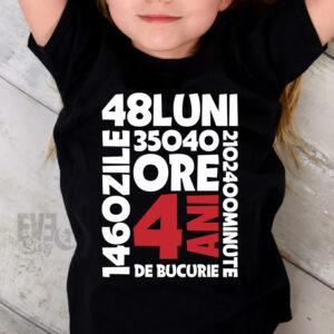 Tricou negru pentru copii cu imprimeu pentru aniversarea de 4 ani