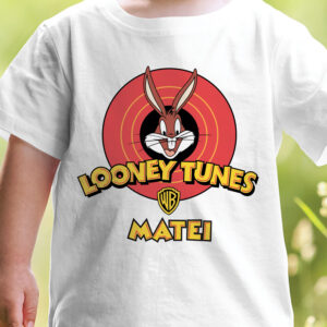 Tricou alb pentru copii cu tematica Looney Tunes, personajul Bugs Bunny, personalizat