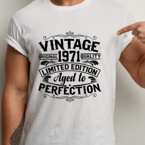 Tricou personalizat cu anul naşterii cu imprimeu "Vintage Original Quality Limited Edition Aged to Perfection", bumbac 100%, regular fit, culoare alb
