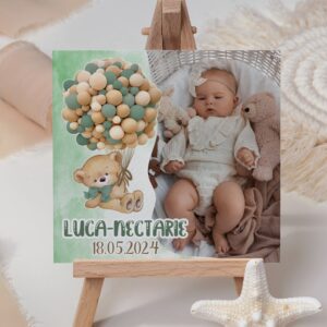 Mărturii magneţi botez Ursuleţ cu baloane, fundal verde, personalizat cu poză şi mesaj, carton de lux 1000g, 9x9cm