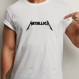 Tricou Metallica, bumbac 100%, regular fit, imprimeu rezistent la spălări, culoare alb