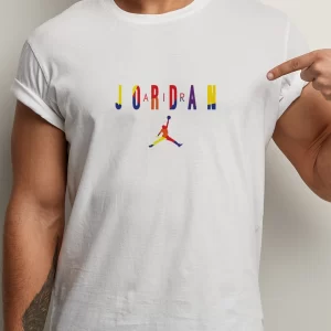 Tricou Jordan Rainbow, rezistent la spălări, bumbac 100%, Regular Fit, culoare alb