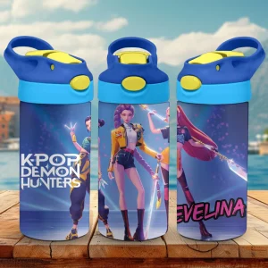 sticlă de apă cu pai Huntrix Demon Hunters Kpop personalizată cu nume pentru copii