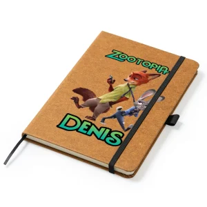 Agendă Zootropolis personalizată A5 din piele reciclată maro, cu Nick și Judy și nume Denis pe copertă