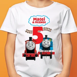 Tricou aniversare Thomas personalizat cu nume și vârstă