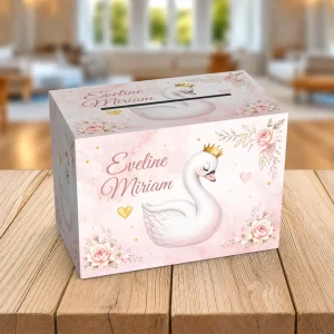 Cutie cu Lebădă pentru plicuri roz cu model floral și personalizare nume